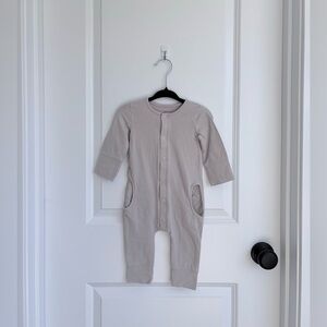🌱Pehr Organic Cotton Essentials Romper in Dove Grey